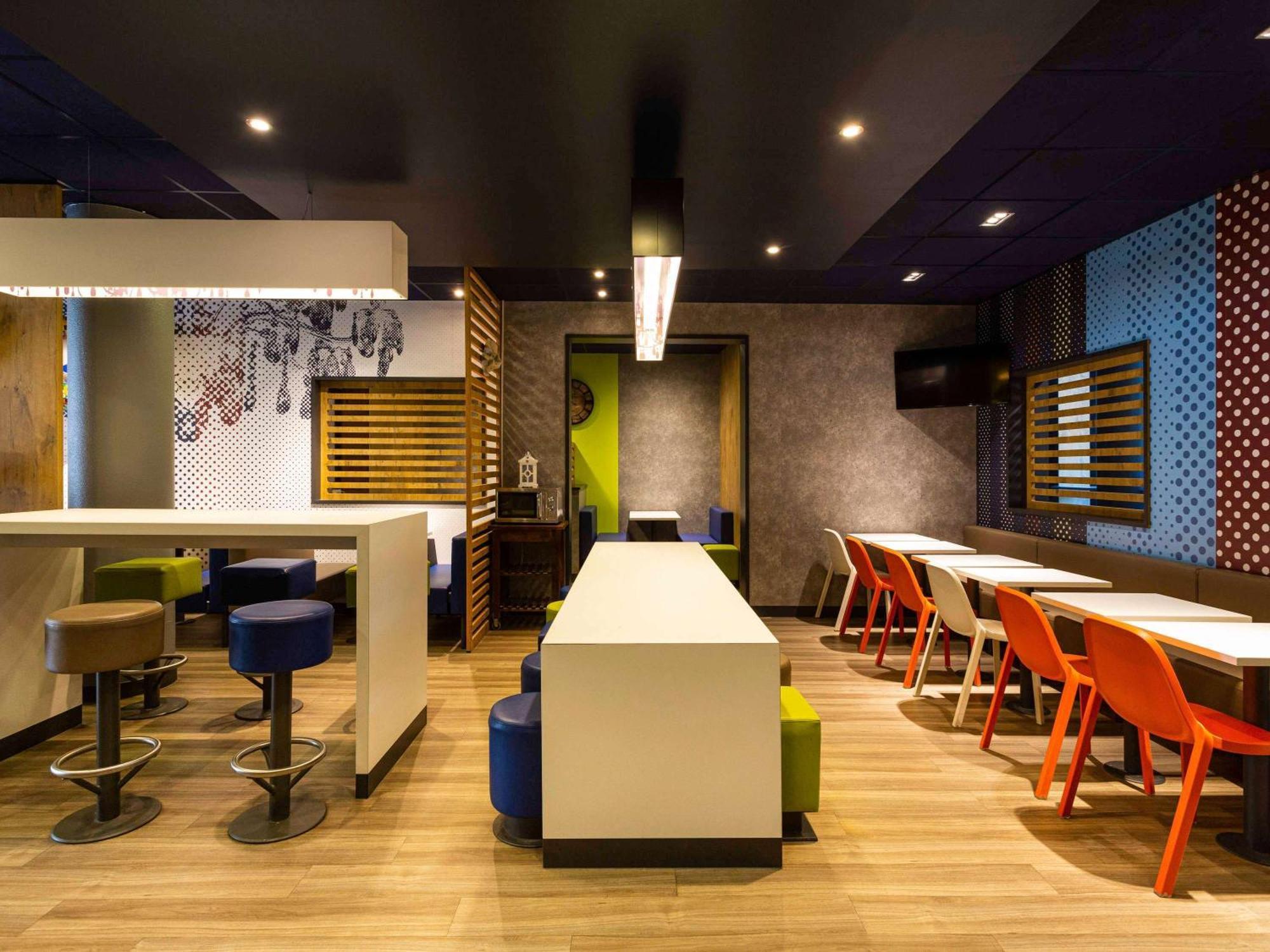 Ibis Budget Bordeaux Centre - Gare Saint Jean Exterior photo